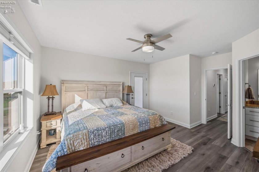 2721 Harbor Bay Drive, Marblehead, 43440, 3 Bedroom Bedrooms, ,2 BathroomBathrooms,Residential,For Sale,Harbor Bay,20264307