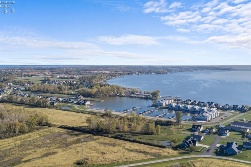 2721 Harbor Bay Drive, Marblehead, 43440, 3 Bedroom Bedrooms, ,2 BathroomBathrooms,Residential,For Sale,Harbor Bay,20264307