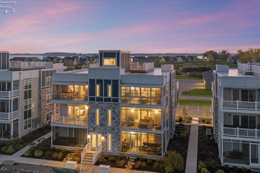 2721 Harbor Bay Drive, Marblehead, 43440, 3 Bedroom Bedrooms, ,2 BathroomBathrooms,Residential,For Sale,Harbor Bay,20264307