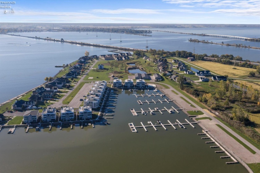 2721 Harbor Bay Drive, Marblehead, 43440, 3 Bedroom Bedrooms, ,2 BathroomBathrooms,Residential,For Sale,Harbor Bay,20264307