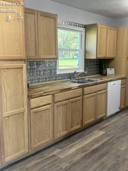 8709 Township Road 122, Republic, 44867, 5 Bedroom Bedrooms, ,1 BathroomBathrooms,Residential,For Sale,Township Road 122,20264330