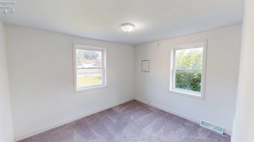 218 Doerzbach Avenue, Sandusky, 44870, 4 Bedroom Bedrooms, ,2 BathroomBathrooms,Residential,For Sale,Doerzbach,20263853