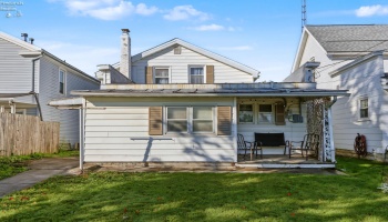 126 Monroe Street, Tiffin, 44883, 4 Bedroom Bedrooms, ,2 BathroomBathrooms,Residential,For Sale,Monroe,20264320 126 Monroe Street, Tiffin, 44883, 4 Bedroom Bedrooms, ,2 BathroomBathrooms,Residential,For Sale,Monroe,20264320