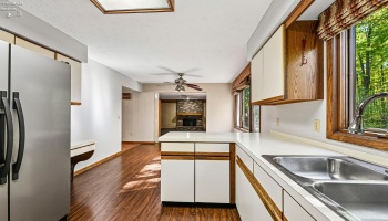 116 Westchester Dr., Amherst, 44001, 4 Bedroom Bedrooms, ,3 BathroomBathrooms,Residential,For Sale,Westchester Dr.,20264326 116 Westchester Dr., Amherst, 44001, 4 Bedroom Bedrooms, ,3 BathroomBathrooms,Residential,For Sale,Westchester Dr.,20264326