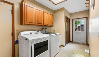 116 Westchester Dr., Amherst, 44001, 4 Bedroom Bedrooms, ,3 BathroomBathrooms,Residential,For Sale,Westchester Dr.,20264326 116 Westchester Dr., Amherst, 44001, 4 Bedroom Bedrooms, ,3 BathroomBathrooms,Residential,For Sale,Westchester Dr.,20264326