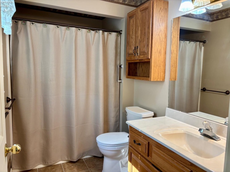 141 Briarwood Circle, Fremont, 43420, 2 Bedroom Bedrooms, ,2 BathroomBathrooms,Residential,For Sale,Briarwood,20264311