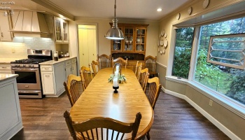 701 Strowbridge Drive, Huron, 44839, 5 Bedroom Bedrooms, ,4 BathroomBathrooms,Residential,For Sale,Strowbridge,20264219 701 Strowbridge Drive, Huron, 44839, 5 Bedroom Bedrooms, ,4 BathroomBathrooms,Residential,For Sale,Strowbridge,20264219