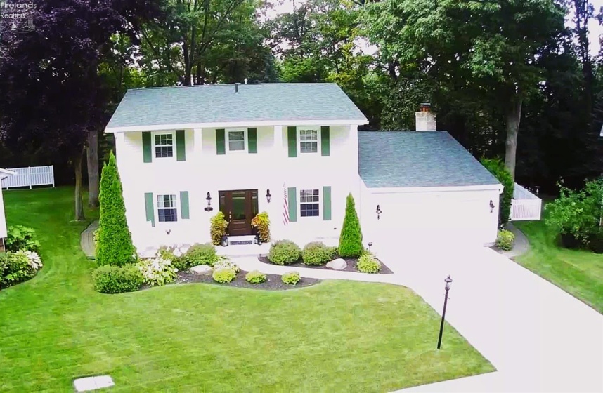 701 Strowbridge Drive, Huron, 44839, 5 Bedroom Bedrooms, ,4 BathroomBathrooms,Residential,For Sale,Strowbridge,20264219