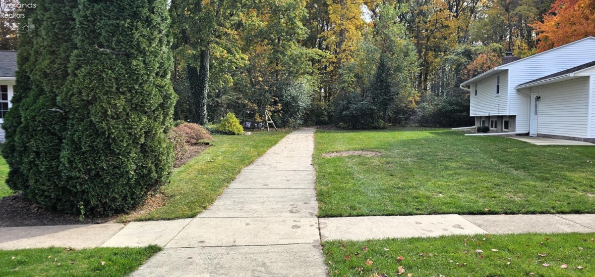 701 Strowbridge Drive, Huron, 44839, 5 Bedroom Bedrooms, ,4 BathroomBathrooms,Residential,For Sale,Strowbridge,20264219