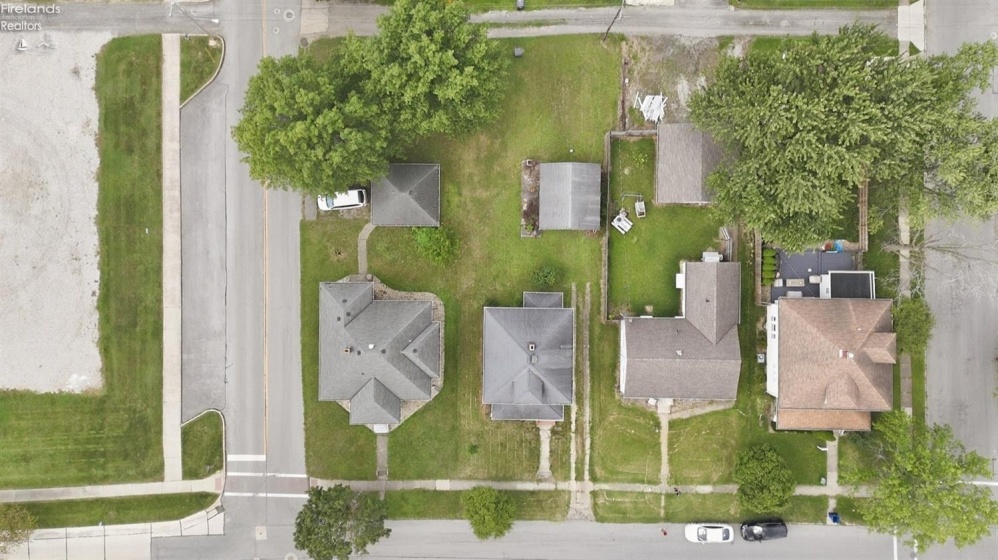 810 Dale Avenue, Willard, 44890, 3 Bedroom Bedrooms, ,2 BathroomBathrooms,Residential,For Sale,Dale,20263536