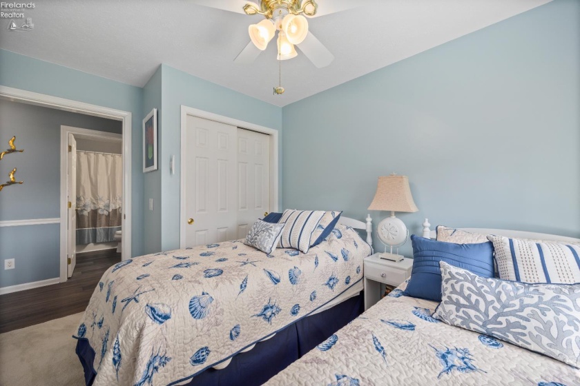 1561 Starboard Avenue, Port Clinton, 43452, 3 Bedroom Bedrooms, ,2 BathroomBathrooms,Residential,For Sale,Starboard,20264341