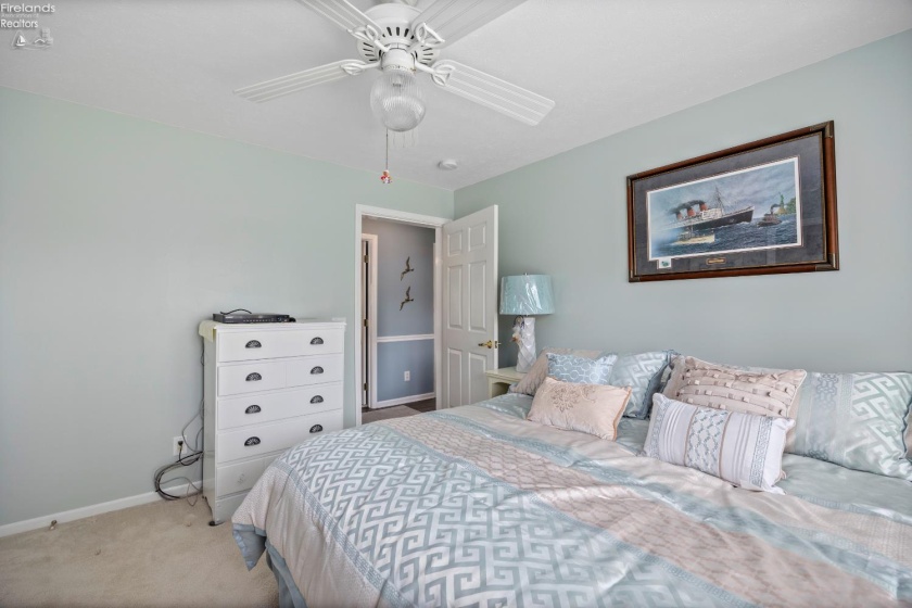 1561 Starboard Avenue, Port Clinton, 43452, 3 Bedroom Bedrooms, ,2 BathroomBathrooms,Residential,For Sale,Starboard,20264341