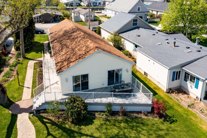 1561 Starboard Avenue, Port Clinton, 43452, 3 Bedroom Bedrooms, ,2 BathroomBathrooms,Residential,For Sale,Starboard,20264341