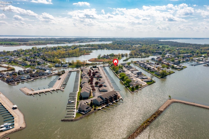 1561 Starboard Avenue, Port Clinton, 43452, 3 Bedroom Bedrooms, ,2 BathroomBathrooms,Residential,For Sale,Starboard,20264341