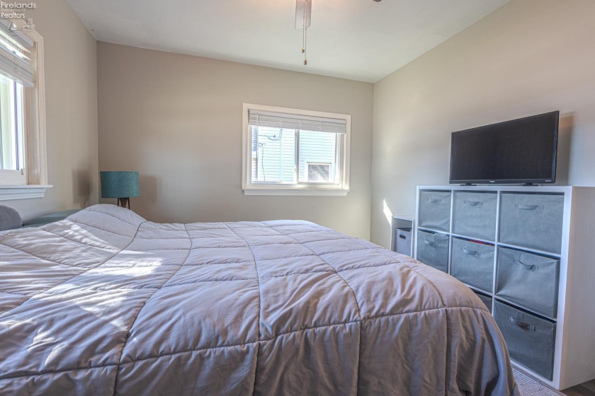 725 Center Street, Bellevue, 44811, 2 Bedroom Bedrooms, ,1 BathroomBathrooms,Residential,For Sale,Center,20264329