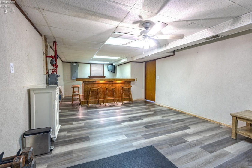 725 Center Street, Bellevue, 44811, 2 Bedroom Bedrooms, ,1 BathroomBathrooms,Residential,For Sale,Center,20264329