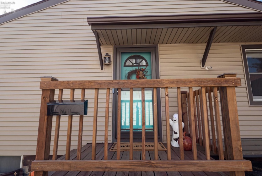 725 Center Street, Bellevue, 44811, 2 Bedroom Bedrooms, ,1 BathroomBathrooms,Residential,For Sale,Center,20264329