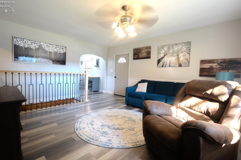 725 Center Street, Bellevue, 44811, 2 Bedroom Bedrooms, ,1 BathroomBathrooms,Residential,For Sale,Center,20264329