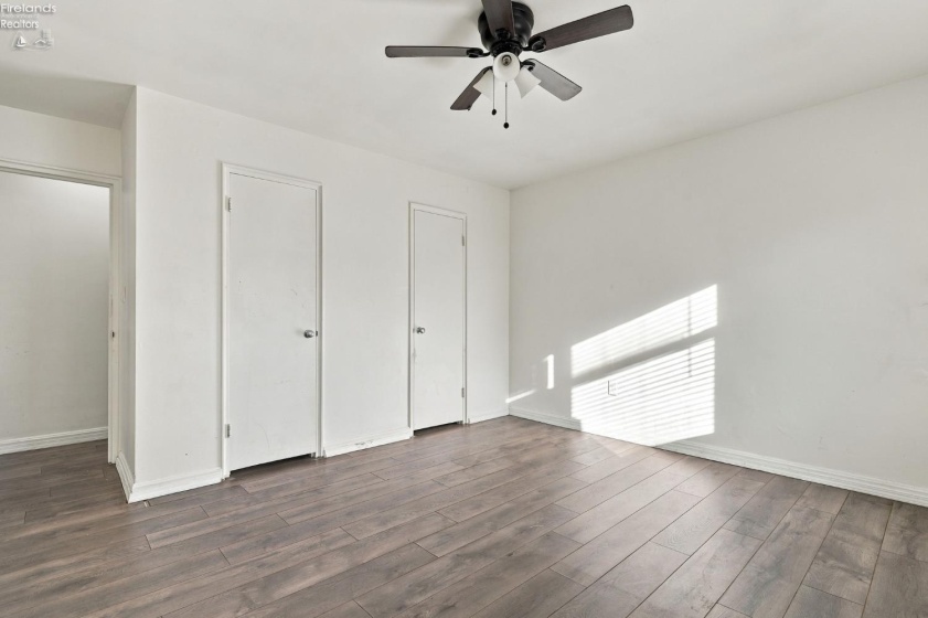 11820 Edgewater Dr, Lakewood, 44107, 1 Bedroom Bedrooms, ,1 BathroomBathrooms,Residential,For Sale,Edgewater Dr,20264337