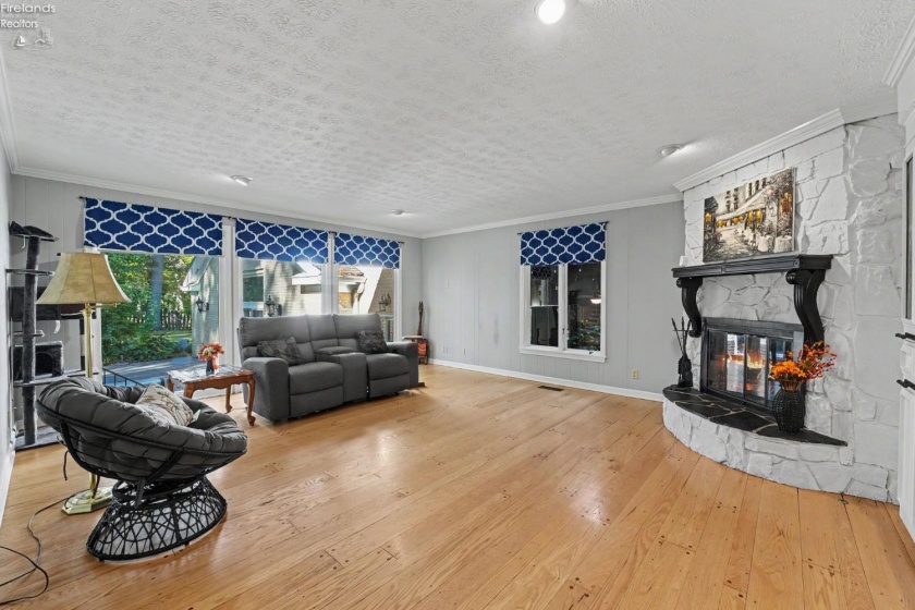 168 Orchard Hill Dr, Amherst, 44001, 7 Bedroom Bedrooms, ,7 BathroomBathrooms,Residential,For Sale,Orchard Hill Dr,20264350