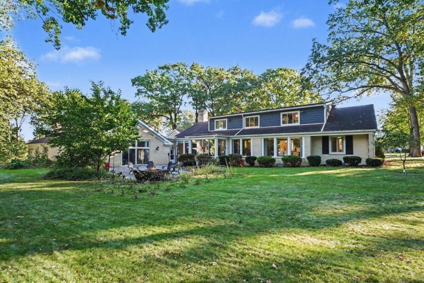 168 Orchard Hill Dr, Amherst, 44001, 7 Bedroom Bedrooms, ,7 BathroomBathrooms,Residential,For Sale,Orchard Hill Dr,20264350