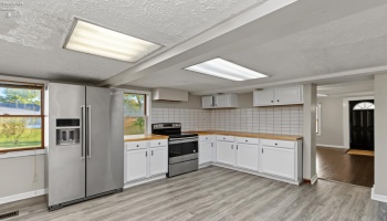 234 Ohio 58, Sullivan, 44880, 2 Bedroom Bedrooms, ,1 BathroomBathrooms,Residential,For Sale,Ohio 58,20264351 234 Ohio 58, Sullivan, 44880, 2 Bedroom Bedrooms, ,1 BathroomBathrooms,Residential,For Sale,Ohio 58,20264351