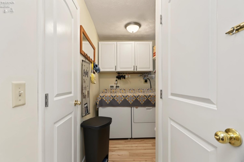 63 Park Avenue, Plymouth, 44865, 5 Bedroom Bedrooms, ,3 BathroomBathrooms,Residential,For Sale,Park Avenue,20264347
