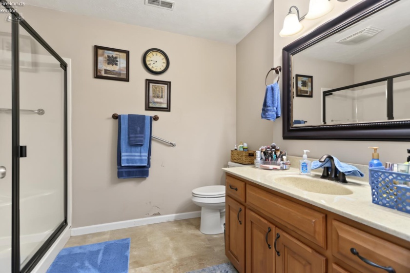 63 Park Avenue, Plymouth, 44865, 5 Bedroom Bedrooms, ,3 BathroomBathrooms,Residential,For Sale,Park Avenue,20264347