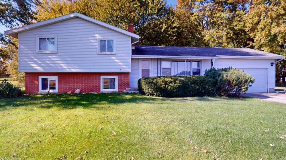 279 Gregory Road, Willard, 44890, 3 Bedroom Bedrooms, ,1 BathroomBathrooms,Residential,For Sale,Gregory,20264339