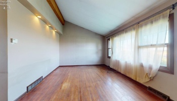 279 Gregory Road, Willard, 44890, 3 Bedroom Bedrooms, ,1 BathroomBathrooms,Residential,For Sale,Gregory,20264339 279 Gregory Road, Willard, 44890, 3 Bedroom Bedrooms, ,1 BathroomBathrooms,Residential,For Sale,Gregory,20264339