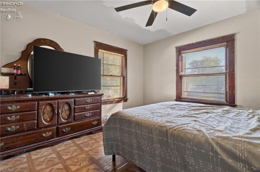 1222 6th Street, Lorain, 44052, 4 Bedroom Bedrooms, ,2 BathroomBathrooms,Residential,For Sale,6th,20264283