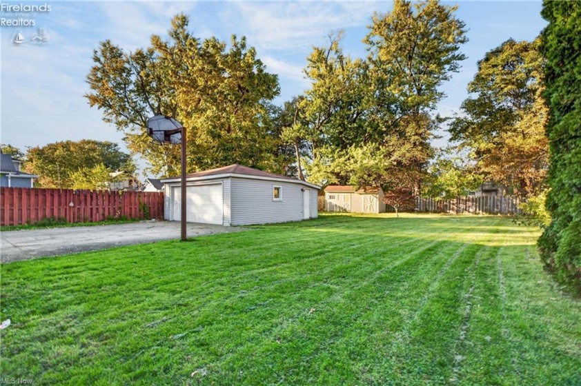 1222 6th Street, Lorain, 44052, 4 Bedroom Bedrooms, ,2 BathroomBathrooms,Residential,For Sale,6th,20264283