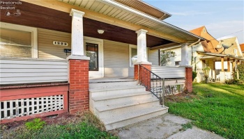 1222 6th Street, Lorain, 44052, 4 Bedroom Bedrooms, ,2 BathroomBathrooms,Residential,For Sale,6th,20264283
