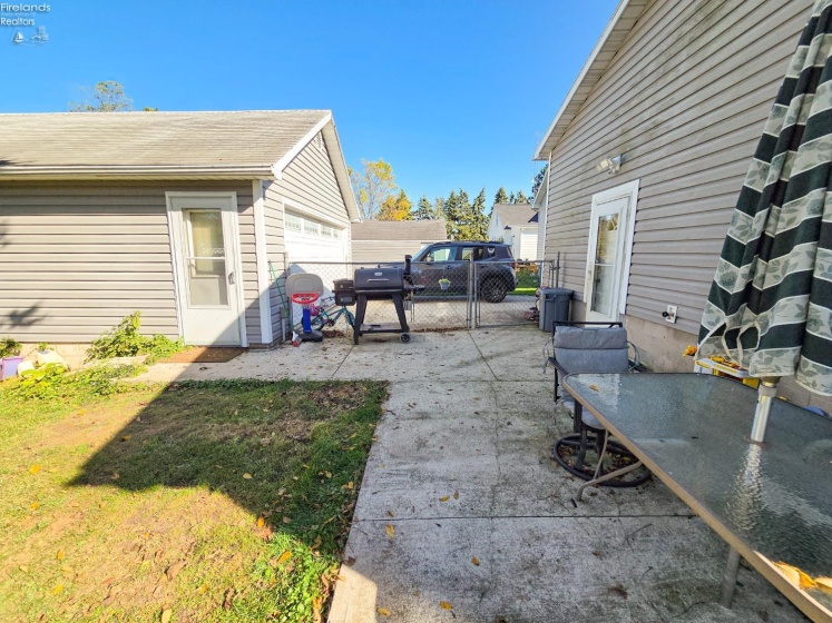 619 Bush Place, Fremont, 43420, 4 Bedroom Bedrooms, ,1 BathroomBathrooms,Residential,For Sale,Bush,20264302