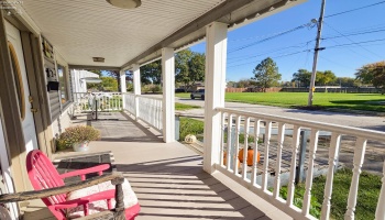 619 Bush Place, Fremont, 43420, 4 Bedroom Bedrooms, ,1 BathroomBathrooms,Residential,For Sale,Bush,20264302