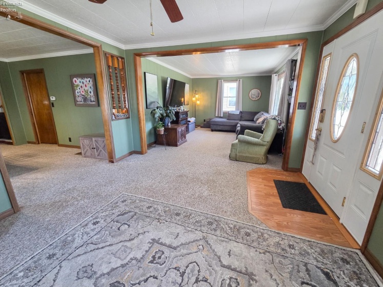 619 Bush Place, Fremont, 43420, 4 Bedroom Bedrooms, ,1 BathroomBathrooms,Residential,For Sale,Bush,20264302