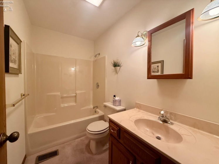 213 Woodland Avenue, Clyde, 43410, 3 Bedroom Bedrooms, ,3 BathroomBathrooms,Residential,For Sale,Woodland,20264352