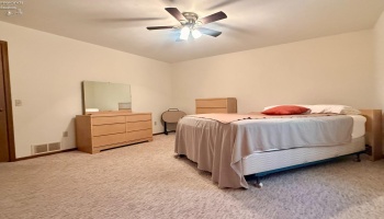 213 Woodland Avenue, Clyde, 43410, 3 Bedroom Bedrooms, ,3 BathroomBathrooms,Residential,For Sale,Woodland,20264352