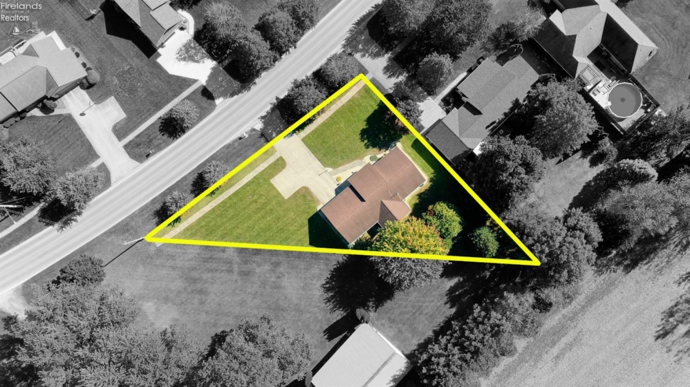 213 Woodland Avenue, Clyde, 43410, 3 Bedroom Bedrooms, ,3 BathroomBathrooms,Residential,For Sale,Woodland,20264352