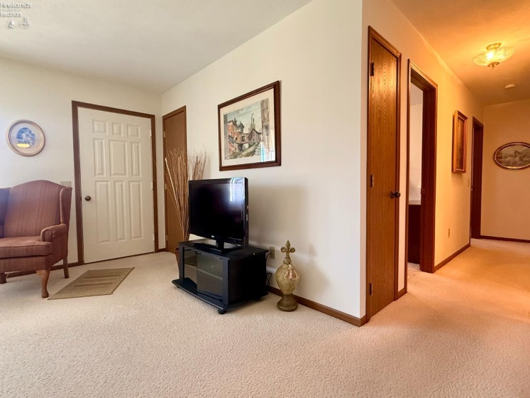 213 Woodland Avenue, Clyde, 43410, 3 Bedroom Bedrooms, ,3 BathroomBathrooms,Residential,For Sale,Woodland,20264352