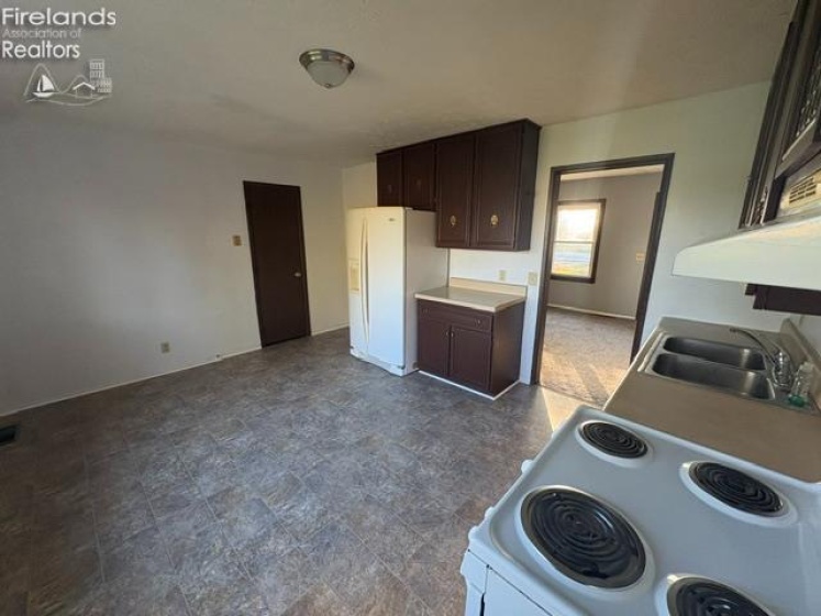 9218 SR 269, Bellevue, 44811, 3 Bedroom Bedrooms, ,1 BathroomBathrooms,Residential,For Sale,SR 269,20264340