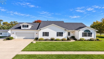 1041 Anna Lane, Bowling Green, 43402, 3 Bedroom Bedrooms, ,2 BathroomBathrooms,Residential,For Sale,Anna,20264180 1041 Anna Lane, Bowling Green, 43402, 3 Bedroom Bedrooms, ,2 BathroomBathrooms,Residential,For Sale,Anna,20264180