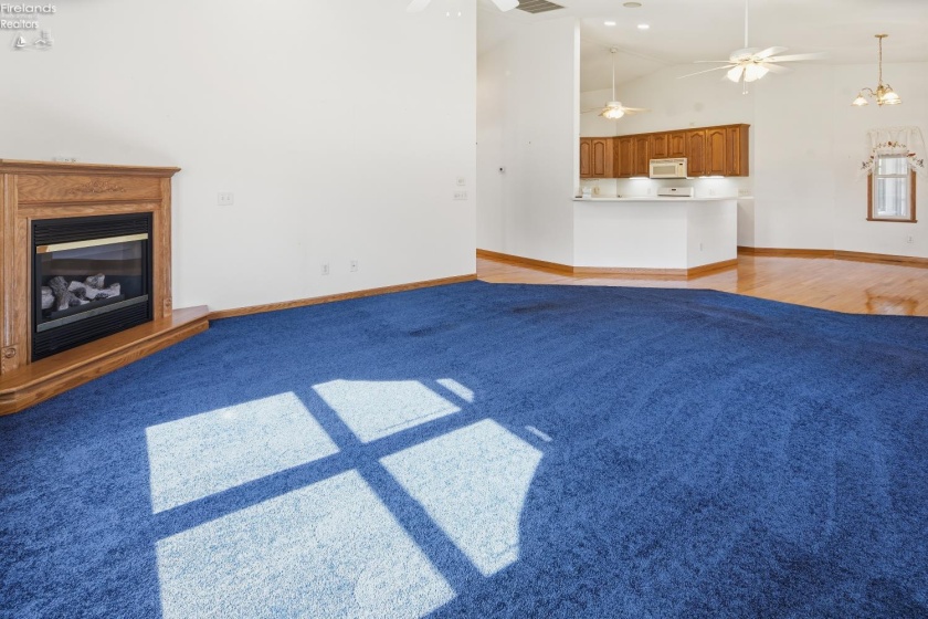 1041 Anna Lane, Bowling Green, 43402, 3 Bedroom Bedrooms, ,2 BathroomBathrooms,Residential,For Sale,Anna,20264180