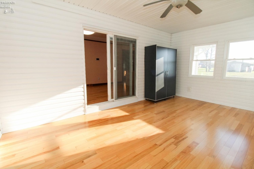 2103 Tiffin Avenue, Sandusky, 44870, 3 Bedroom Bedrooms, ,1 BathroomBathrooms,Residential,For Sale,Tiffin,20264295