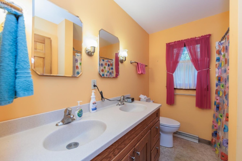 1915 State Route 113, Milan, 44846, 3 Bedroom Bedrooms, ,2 BathroomBathrooms,Residential,For Sale,State Route 113,20264362