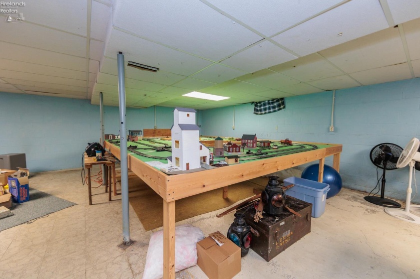 1915 State Route 113, Milan, 44846, 3 Bedroom Bedrooms, ,2 BathroomBathrooms,Residential,For Sale,State Route 113,20264362