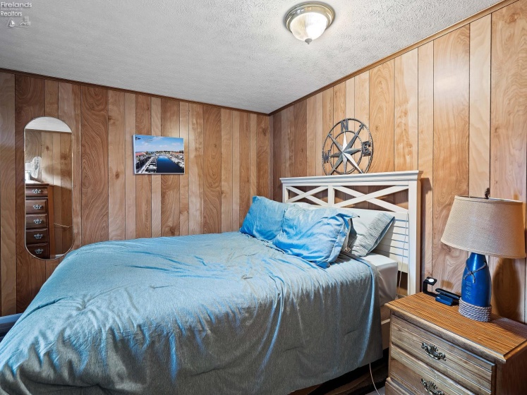 3130 Carolina Street, Port Clinton, 43452, ,Multiple Units,For Sale,Carolina,20264373
