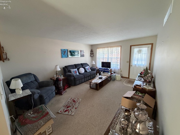 104 Teakwood Ct, Tiffin, 44883, 2 Bedroom Bedrooms, ,2 BathroomBathrooms,Residential,For Sale,Teakwood Ct,20264358