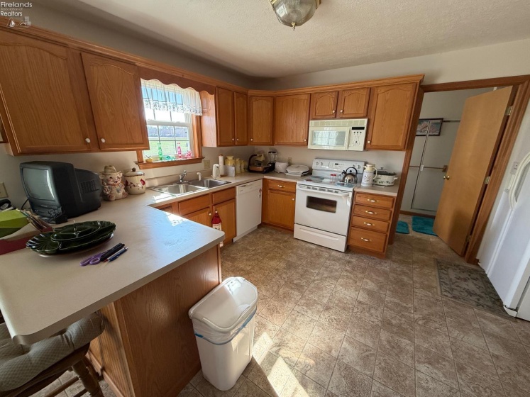104 Teakwood Ct, Tiffin, 44883, 2 Bedroom Bedrooms, ,2 BathroomBathrooms,Residential,For Sale,Teakwood Ct,20264358