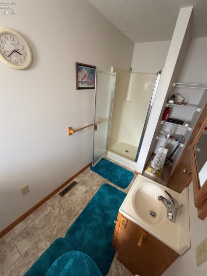 104 Teakwood Ct, Tiffin, 44883, 2 Bedroom Bedrooms, ,2 BathroomBathrooms,Residential,For Sale,Teakwood Ct,20264358